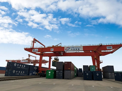 上合組織農(nóng)業(yè)基地農(nóng)產(chǎn)品出口專列首發(fā) 促進(jìn)區(qū)域農(nóng)產(chǎn)品高效流通與貿(mào)易合作