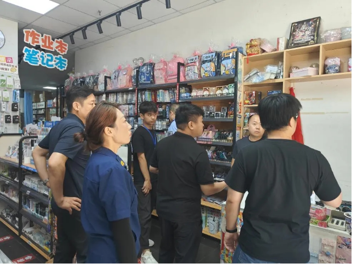 新鄉高新區開展校園及周邊環境綜合治理專項行動，規范經營活動護航學生成長